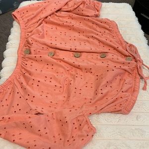 Off the shoulders crop top